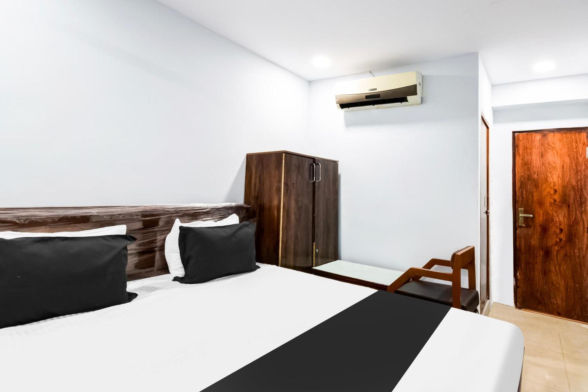 Hotel O Royal Kakatiya Maula Ali Exterior foto